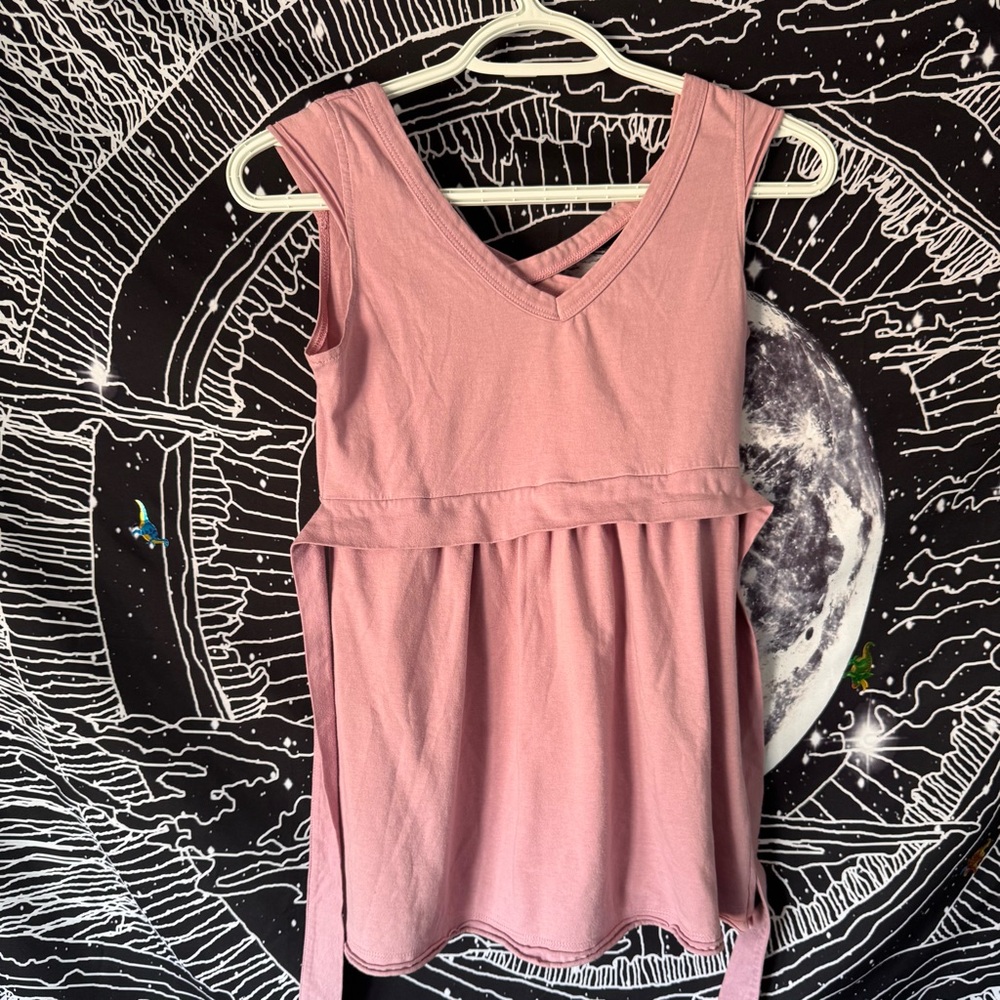 Elegant Pink Sleeveless Women's Tank Top